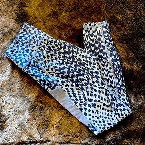 Size Small full length workout leggings